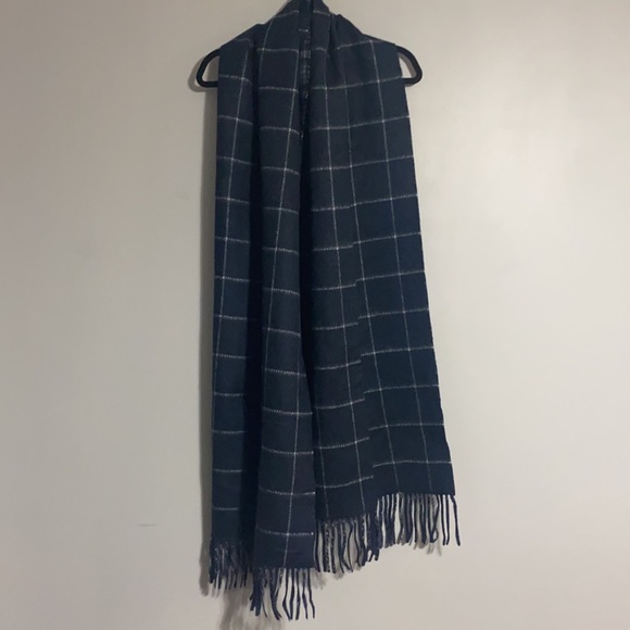 Club Monaco Long Windowpane Scarf - Picture 3 of 7